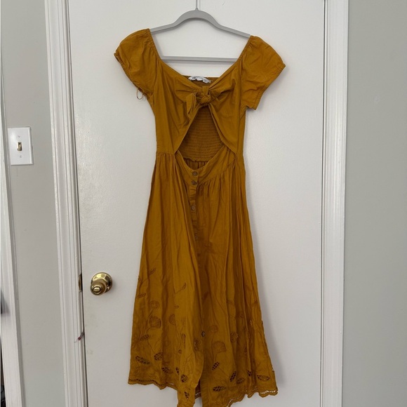 ZARA Mustard Yellow Tie-Front Dress - Picture 4 of 8